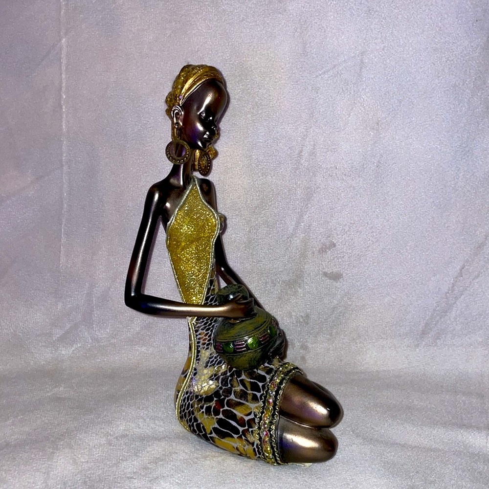 Elegant Bronze & Gold Women Figurine - Picture 3 of 7